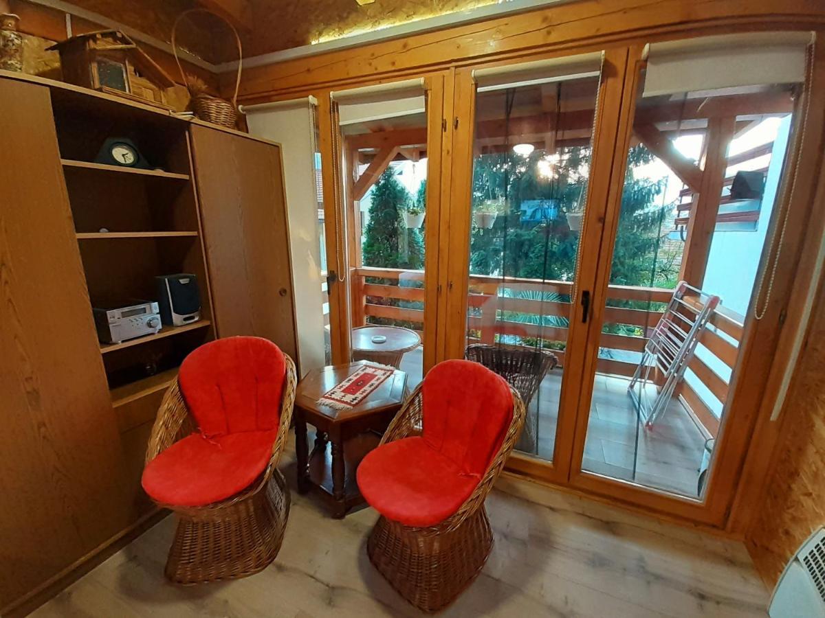 Obiteljski Apartman Borovi Високо Экстерьер фото